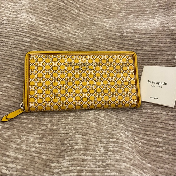 Kate Spade Link Wallet Continental - Picture 2 of 6